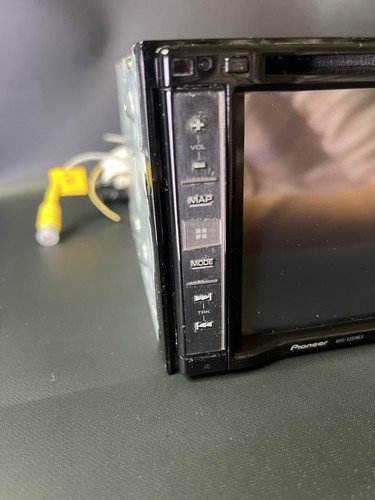 Pioneer AVIC-5200NEX 6.2" In-Dash Navigation AV Receiver - Black - Picture 2 of 10