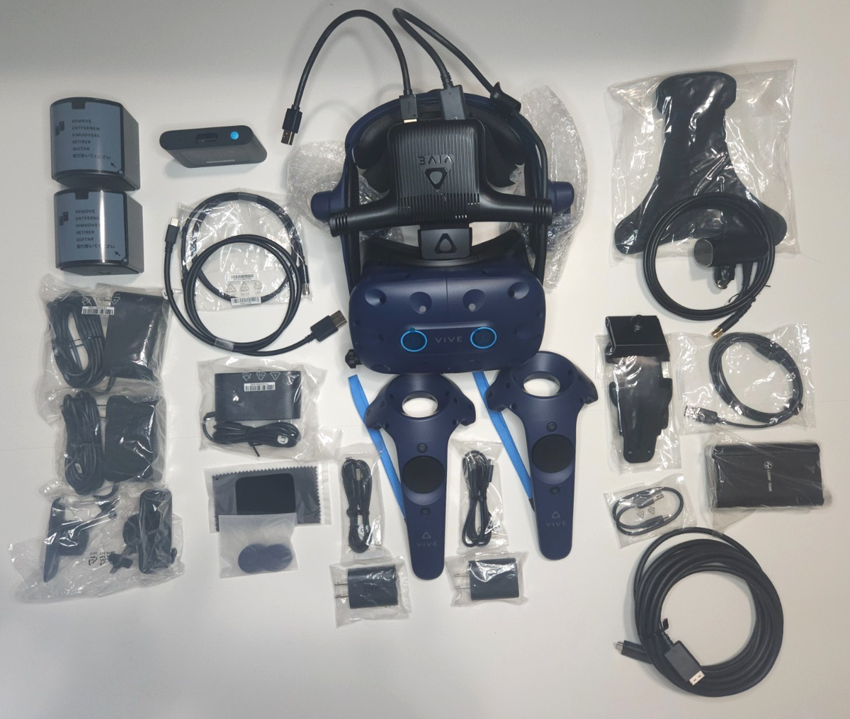 HTC Vive Pro Eye Full Kit + Wireless Adapter VR System OEM Open