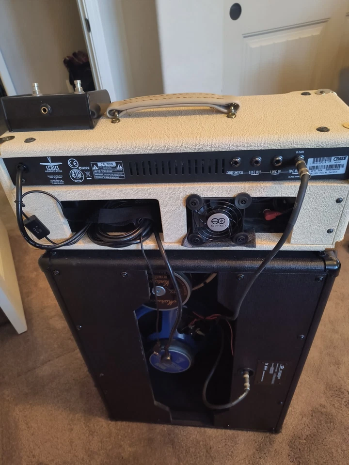 Cabezal amplificador tubo crema Crate Palomino V32H 30W Foto 3 de 4