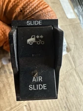 18-24 FREIGHTLINER CASCADIA FIFTH WHEEL AIR SLIDE VALVE SWITCH A12-26539-008 OEM