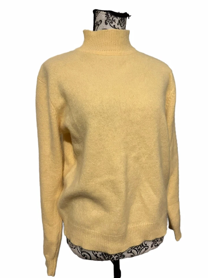 Suéter para mujer Crystal Kobe lana/angora pelo de conejo amarillo cuello falso grande Foto 2 de 4