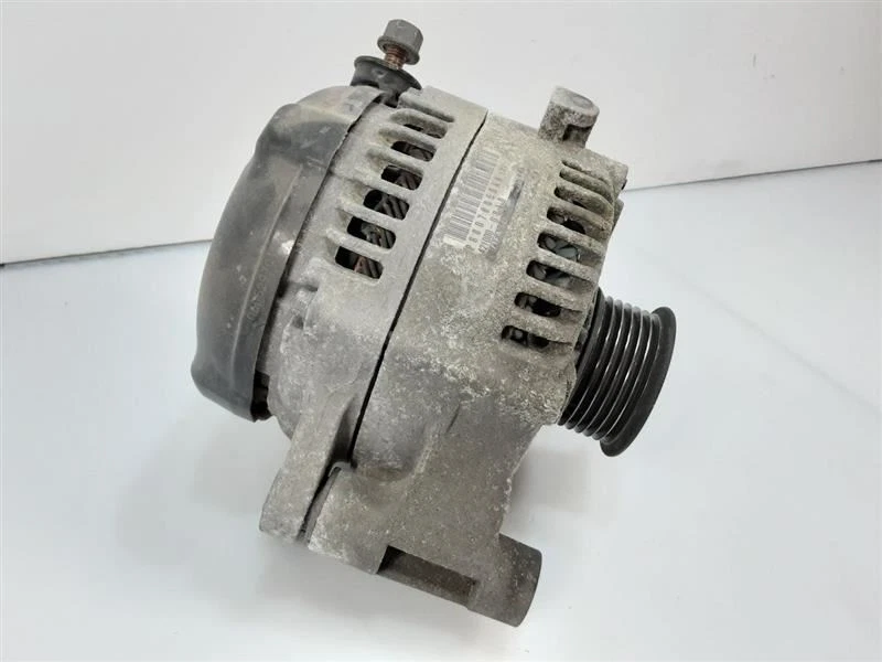 Alternador Jeep JK Wrangler OEM Denso 3,6 L 160 amperios P68078950aa 2012-2018 93550 Foto 2 de 4