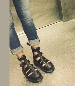 geraldo brando ankle strap sandals