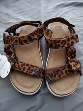 New Wonder Nation Girls Brown Animal Print Summer Adjustable Strap Sandals Sz 1