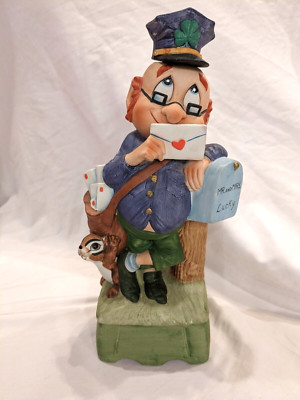 Rare Irish Mr. Lucky Hoffman Distilling Co 1976 Mr. Mailman Musical Decanter