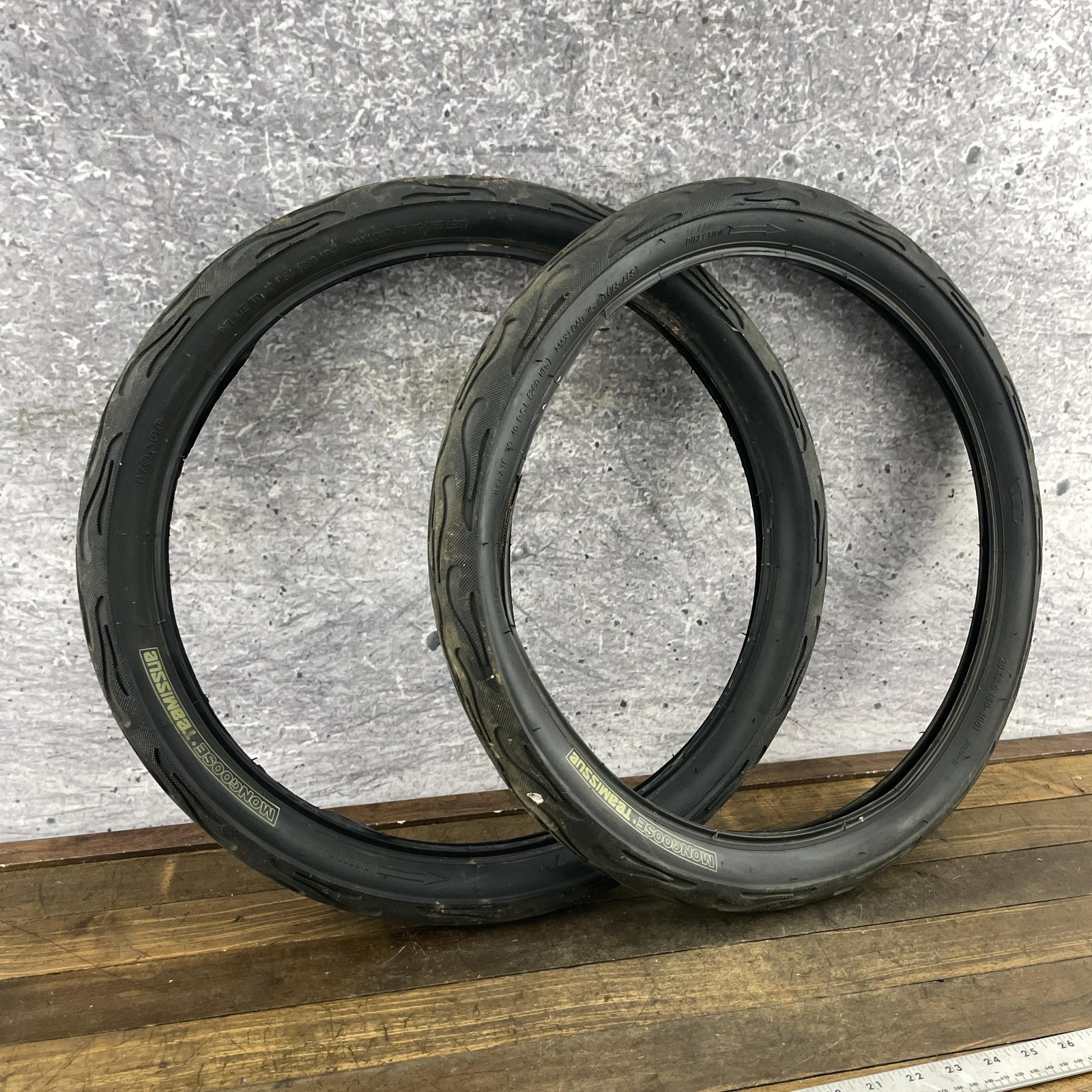 Mongoose Team Issue BMX Tires Pair 20 in Flame Tread 20x2.0 