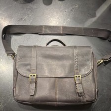 Brown Leather Messenger Shoulder Bag for 15in Laptop, Partitioned, Solid
