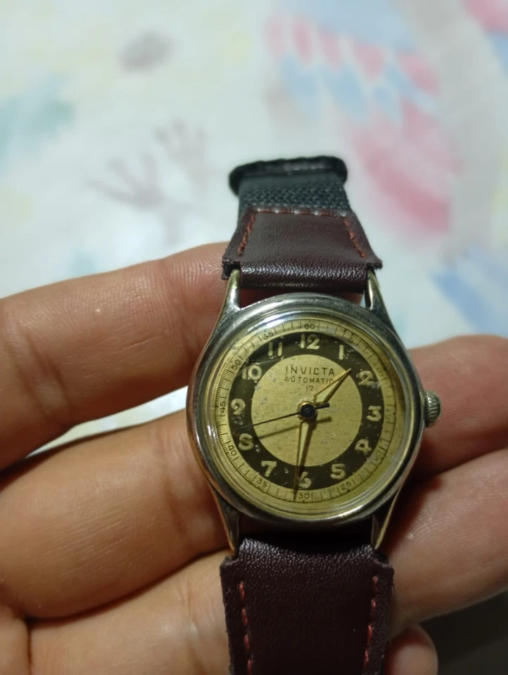 Vintage Invicta 17 Mecánico Estilo Militar Hombre’s,33mm,/Funciona LEER DESCRIPCIÓN Foto 2 de 4