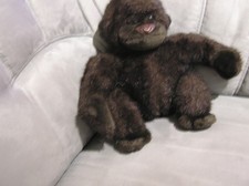 Plüschtier Gorilla Affe sitzend  Spielzeug Kinder Wildtier Kuscheltier