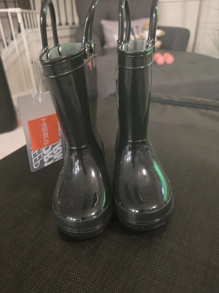 Toddler Rain Boots Size 6 - Image 2 of 2