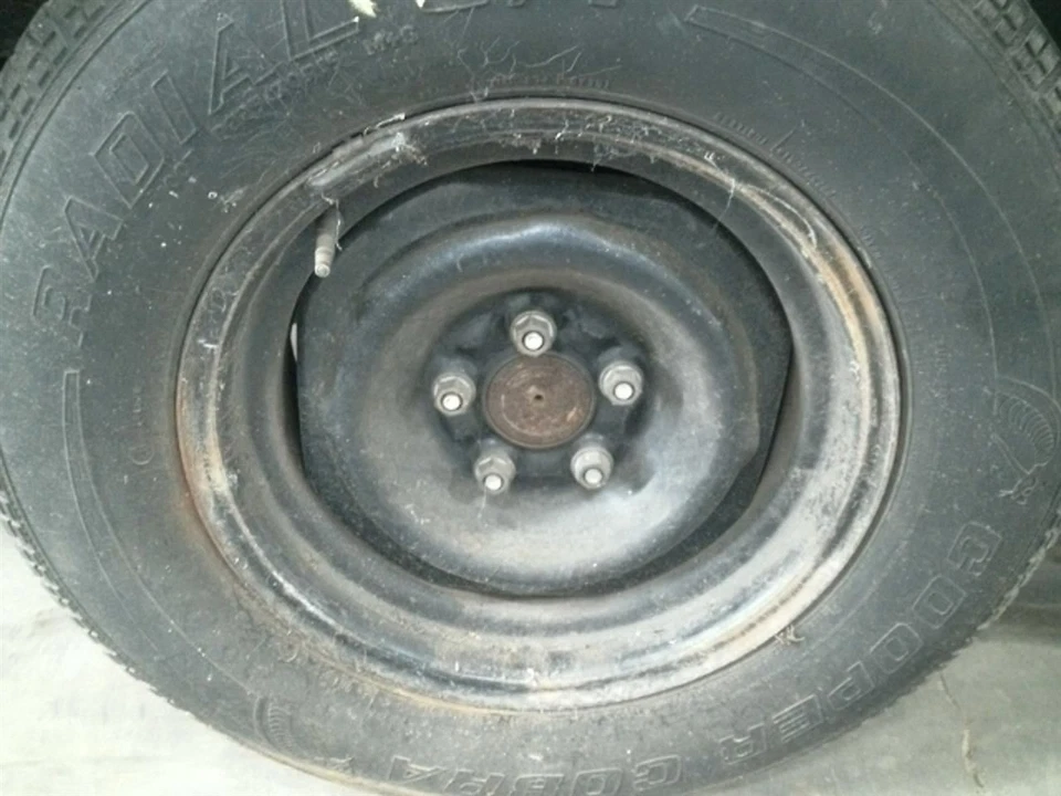 Wheel 15x6-1/2 Steel Spare Fits 84-96 LINCOLN & TOWN CAR 104852139 - Image 2 of 4