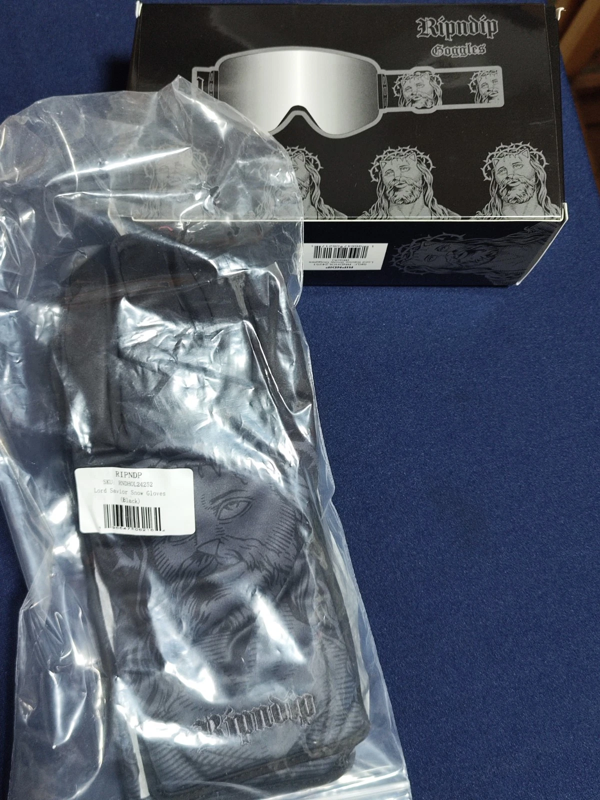 RIPNDIP Lord Savior Snow Goggles (BLACK) & Lord Savior Snow Gloves (BLACK) NEW