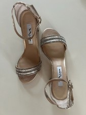 Nina New York Gold Rhinestone Crystal Block Heel Evening Sandals &ndash; Size 6.5M
