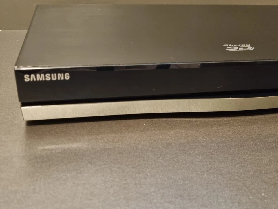 Samsung BD-E8500A 3D Blu-ray DVD Player HDMI Region 4 B No Remote Tested GC - Image 3 of 4