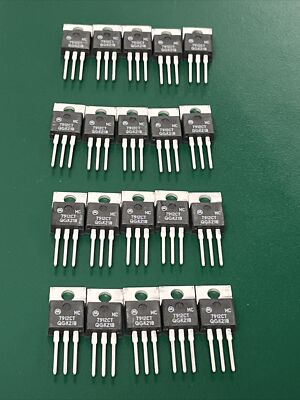 MOTOROLA ~ MC7912CT ~  Regulator Neg -12V 1A 3-Pin(3+Tab) TO-220 Rail 20 PCS