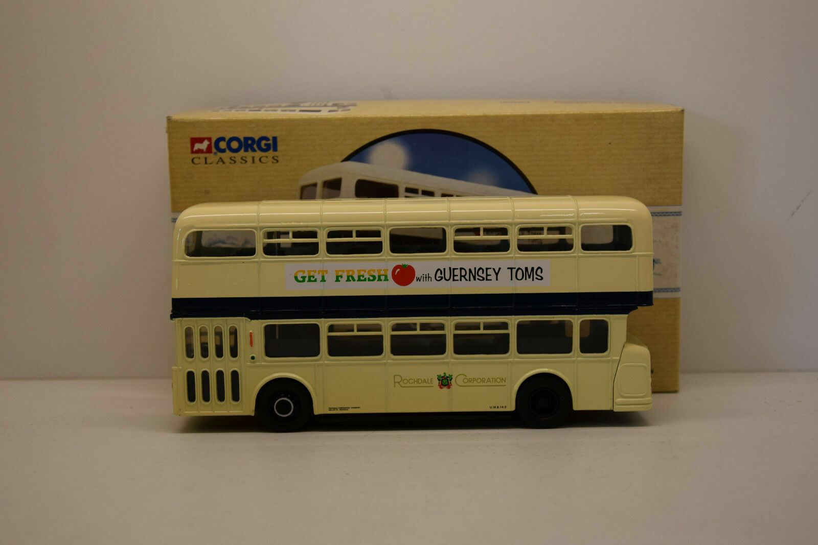 Bus Daimler Fleetline Rochdale : réplique historique ultra fidèle sans défaut de moulage