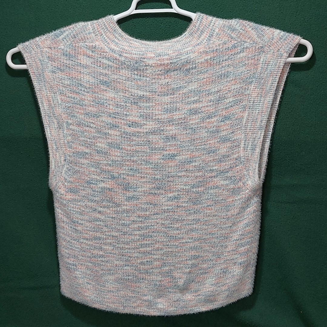 BDG Women's Small sleeveless loose sweater crochet fuzzy knit colorful sweater