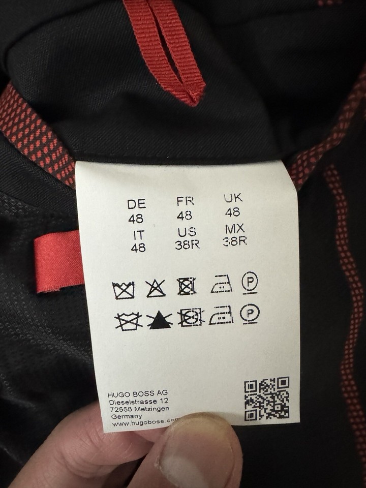 445 Hugo Boss Men’s RegularFit Virgin Wool Suit Jacket Black Size 38R