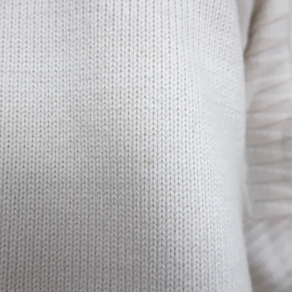 Alexander McQueen Cutout Shoulder Sweater Cream Wool-Blend Knit Size Small - Image 4 of 4