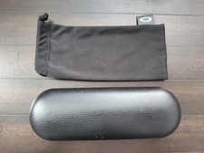 OAKLEY BLACK SMALL AUTHENTIC CLAMSHELL EYEGLASSES HARD CASE w/soft sleeve-NICE