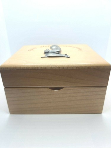 Holy 1st Communion Pewter BOY figure Maple Wood Keepsake Box - Picture 2 of 9
