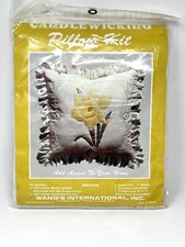 Wangs International Daffodil Candlewicking Pillow Kit 1983 WKIT079 Taiwan Sealed