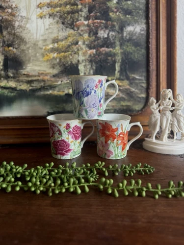 Vintage Lenox Suzanne Clee Flower Blossom Collection Porcelain Coffee Mugs