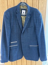 Marc Darcy London, trzyczęściowy garnitur 