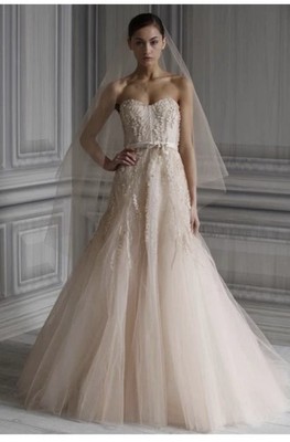 Monique Lhuillier Candy blush Dress And Veil