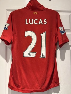 Liverpool 2012/13 Home Shirt No.21 Lucas Adult Small Genuine Football Shirt - Image 1 of 4
