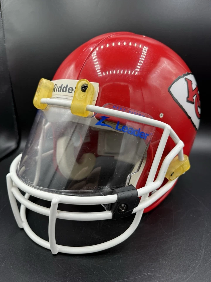 全尺寸堪萨斯城酋长正品 Riddell VSR-1 头盔带透明遮阳板 — 第 4/4 张图片