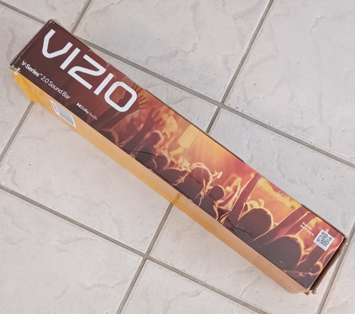 Vizio V-Series 2.0 SoundBar (new open box..with all cables & remote..never used)