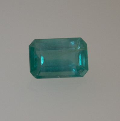 One loose, Certified, bluish green, Natural Emerald, Beryl ct