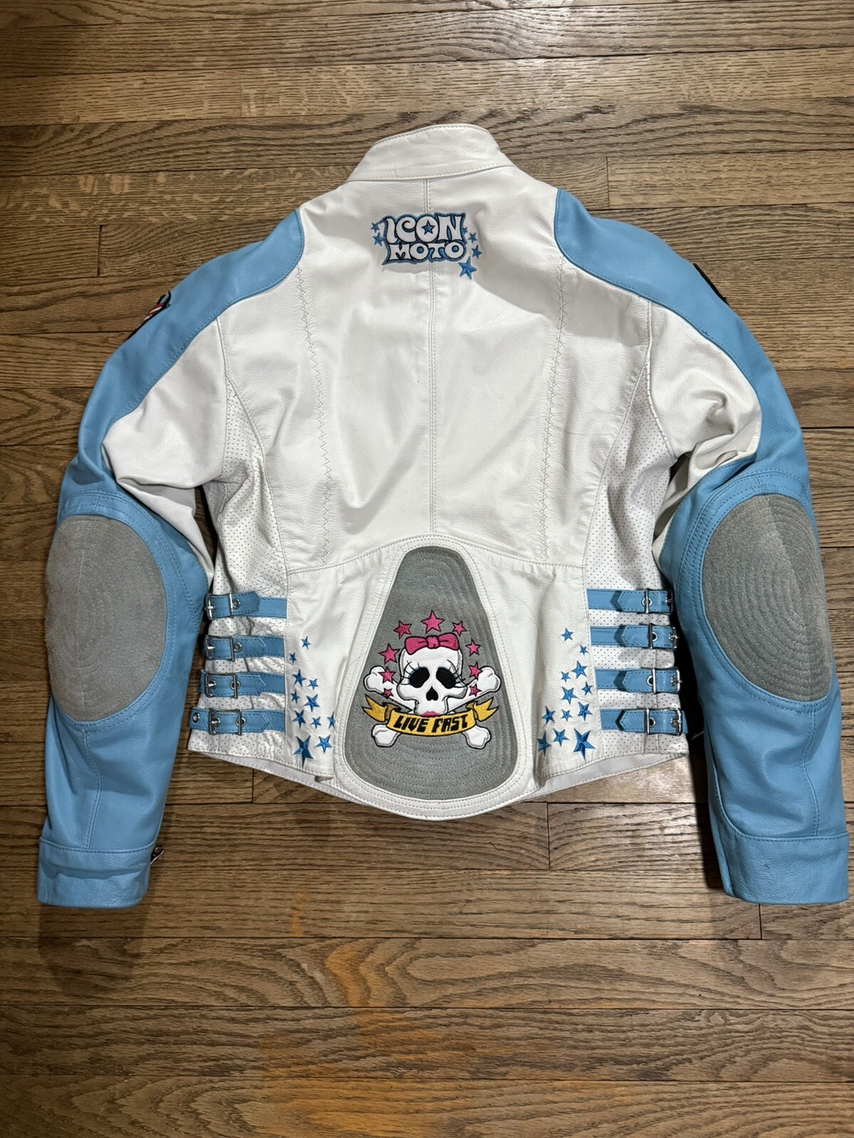 Picture 3 of 3