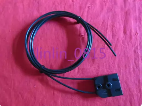 1pcs Used Omron E32-L15 wire is 1.1 meters long
