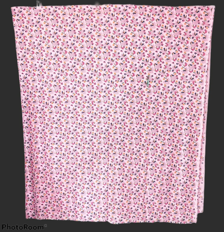 VTG  Pink Floral Lightweight Flannel Polyester Fabric 96”x46” Roosters Horses - Image 2 of 4