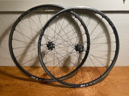 NOS Shimano XTR WH-M985 26in Wheelset