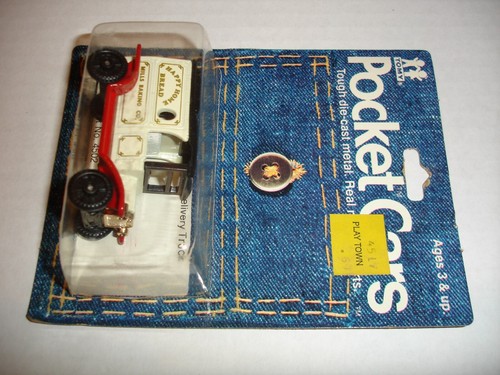 TOMY Pocket Cars No. 134-F13 Model T Ford Delivery Truck Assortment No. 4502 - Picture 2 of 5