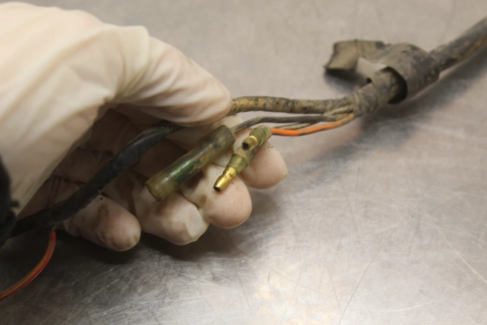 Yamaha IT175 1977 arnés de cableado del motor telar de cable del motor H102 Foto 4 de 4