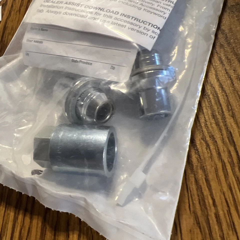 NUEVO OEM Infiniti G37 Q60 cupé cerraduras de rueda Nissan Máxima Pathfinder 999W2 JT000 Foto 2 de 3