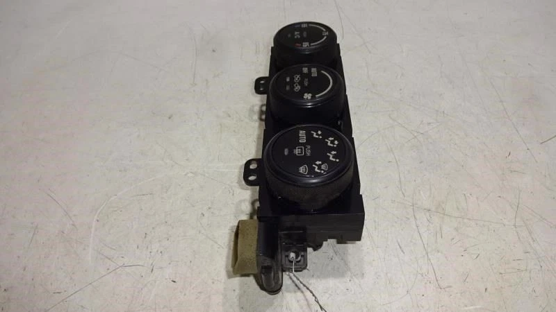 Control automático de temperatura para Suzuki XL-7 495511 2004 2005 2006 Foto 4 de 4