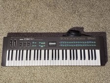 Vintage Yamaha DX21 Synthesizer 61 Keys  Works Perfectly