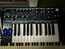 Novation Bass Station II Keyboard Synthesizer