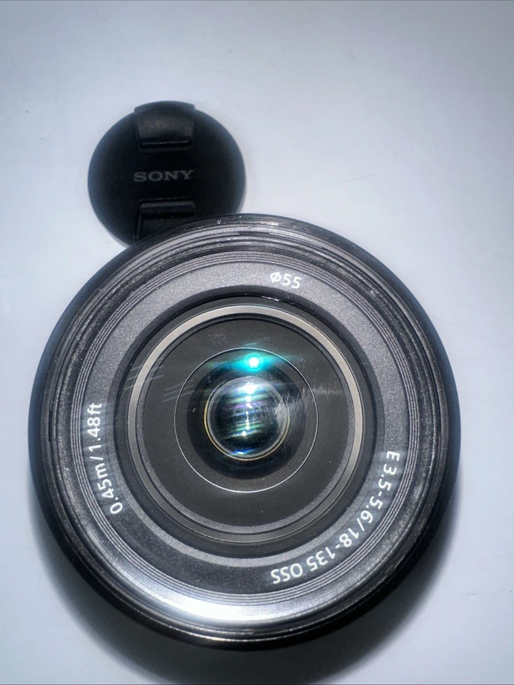 Sony SEL E 18-135mm F/3.5-5.6 OSS Lens - Image 3 of 4