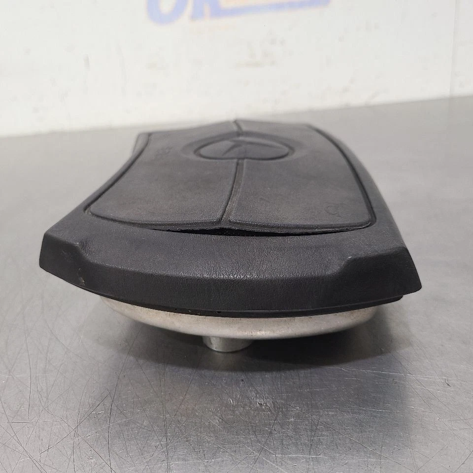 88 1988 MERCEDES-BENZ 560SL 107 TYPE STEERING WHEEL BAG PAD BLACK LEFT DRIVER - Изображение 2 из 4