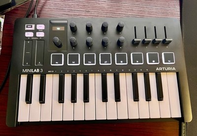 Arturia MiniLab 3 25-key USB-C MIDI Keyboard Controller - Black