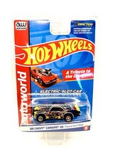 Auto World - Hot Wheels - '69 Camaro SS Treasure Hunt Tribute - Xtraction SC382