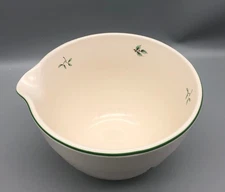 Vintage Spode Christmas Tree 8" Mixing Batter Bowl with Spout