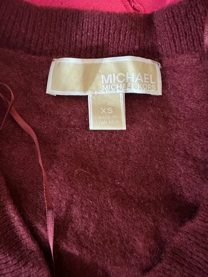Suéter para mujer MICHAEL KORS rojo granate 100 % cachemir cuello en V XS Foto 2 de 4