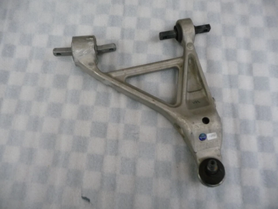 Brazo de control inferior delantero derecho Ferrari California 242496, 221934 OEM Foto 4 de 4